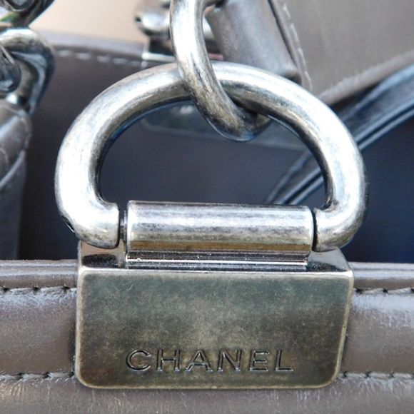 Le boy chanel tote bag available for trade(sold) - Picture 10 of 17